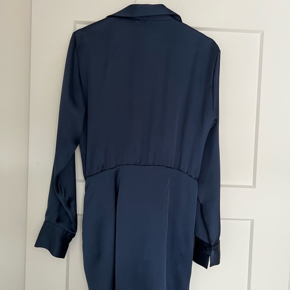 Zara satin dress - Picture 3 of 3